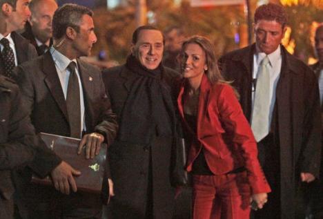 Silvio Berlusconi s-a logodit cu o tânără de 27 de ani
